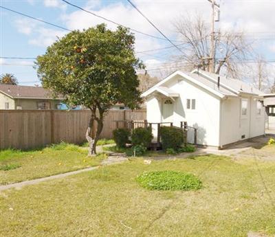 327 E Tokay St, Lodi, CA 95240 photo 7