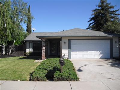 265 Yosemite Dr, Tracy, CA 95376 photo 1