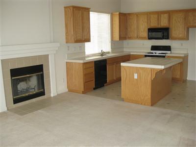 1674 Gloria Cir, Tracy, CA 95377 photo 3