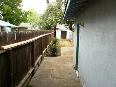 1712 Tulane Dr, Modesto, CA 95355 photo 2