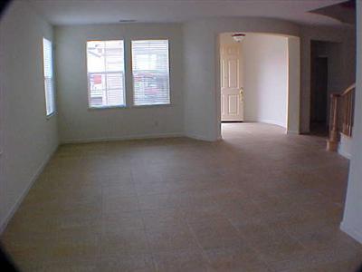 2431 Ogden Sannazor Ct, Tracy, CA 95377 photo 2