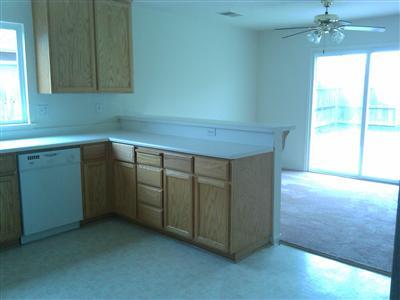 622 Suzanne Ct, Merced, CA 95341 photo 4