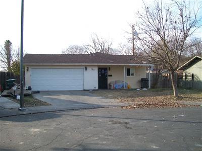 1113 Cannes Ave, Modesto, CA 95351 photo 1