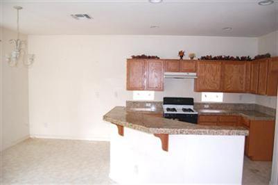 1595 Esplanade Dr, Merced, CA 95348 photo 4