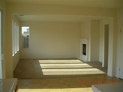 790 Saffron Dr, Tracy, CA 95377 photo 2