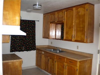 7665 Monterey Ave, Ceres, CA 95307 photo 3