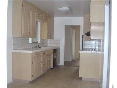 702 Helen Ave, Modesto, CA 95350 photo 4