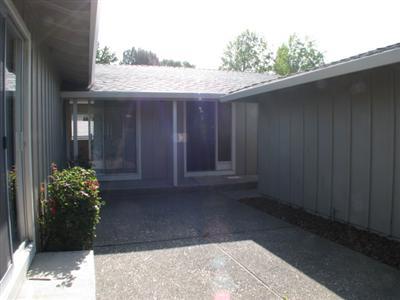 2801 Layton Dr, Davis, CA 95618 photo 8