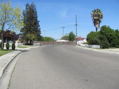 1673 5th St, Turlock, CA 95380 photo 2