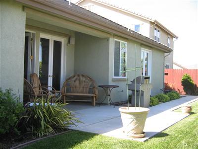 1121 Gaugin Way, Patterson, CA 95363 photo 2