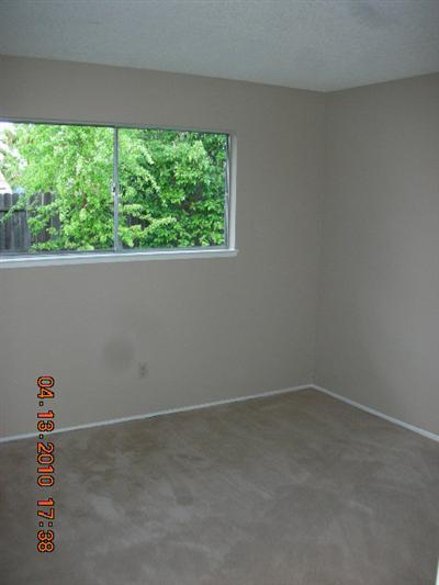 8964 Aksarben Dr, Orangevale, CA 95662 photo 6