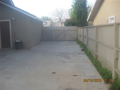 2716 Lahontan Dr, Modesto, CA 95358 photo 9