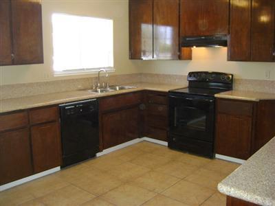 1404 Lindstrom Ave, Modesto, CA 95351 photo 3
