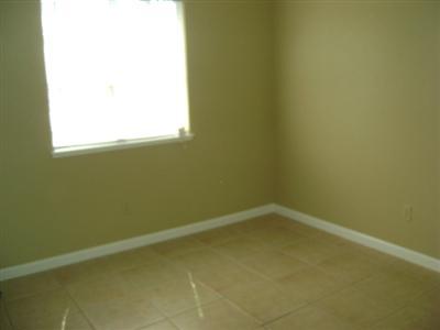 1404 Lindstrom Ave, Modesto, CA 95351 photo 8
