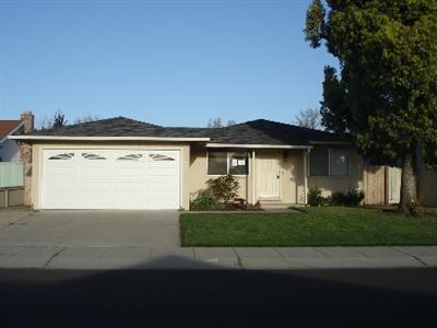 60 Garden Dr, Lodi, CA 95242 photo 1