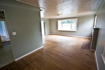 1505 Albany Ave, Modesto, CA 95350 photo 3