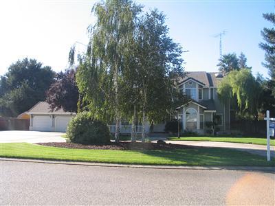 1306 Amy Ave, Modesto, CA 95357 photo 2
