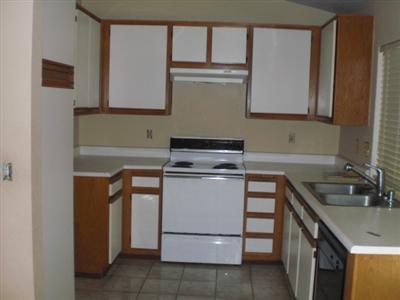 800 Leavenworth Way, Modesto, CA 95357 photo 4