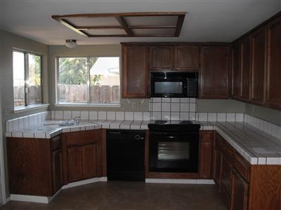 812 Mercy Ave, Modesto, CA 95358 photo 4