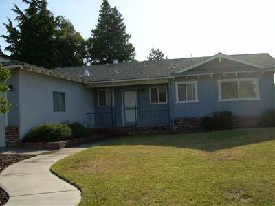 2060 Rochelle Ave, Turlock, CA 95382 photo 1