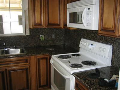 859 Palm Cir, Tracy, CA 95376 photo 2
