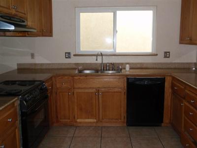 1408 Dustin Ct, Modesto, CA 95351 photo 2