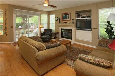 3020 Mallorca Ln, Davis, CA 95618 photo 3