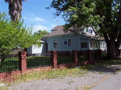 706 Persifer St, Folsom, CA 95630 photo 2