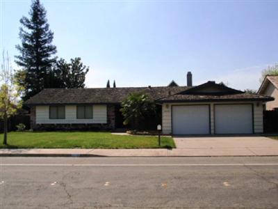 3901 Drakeshire Dr, Modesto, CA 95356 photo 1