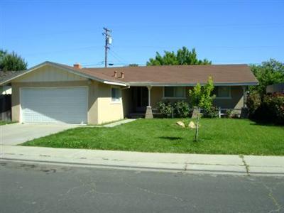2009 Hunt Ave, Modesto, CA 95350 photo 2