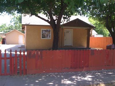 305 Maple St, Modesto, CA 95351 photo 1