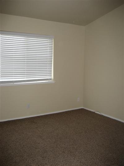 1212 Riverpark Ct, Modesto, CA 95351 photo 8