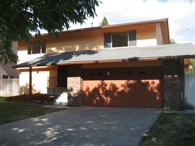 600 S Emerald Ave, Modesto, CA 95351 photo 1