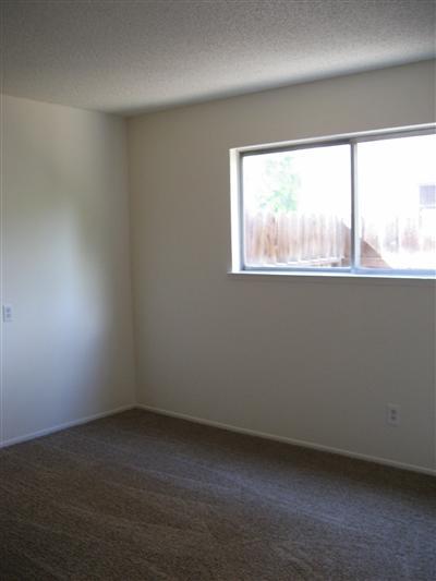 600 S Emerald Ave, Modesto, CA 95351 photo 9