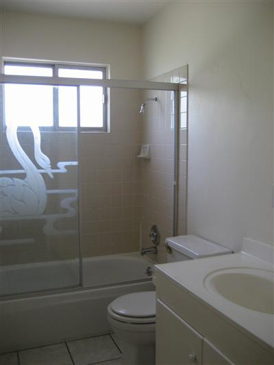 600 S Emerald Ave, Modesto, CA 95351 photo 4