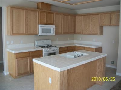 1470 Swallow Tail Ln, Manteca, CA 95337 photo 2