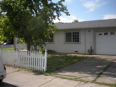 7656 17th Ave, Sacramento, CA 95820 photo 1