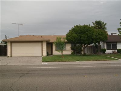 628 Elm Ave, Manteca, CA 95336 photo 1