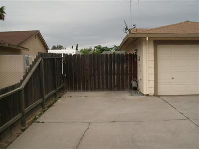 628 Elm Ave, Manteca, CA 95336 photo 2