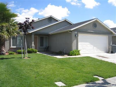 579 Brittany Way, Merced, CA 95341 photo 1