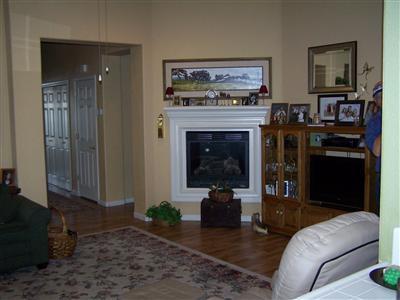 393 Cindy Dr, Ripon, CA 95366 photo 3