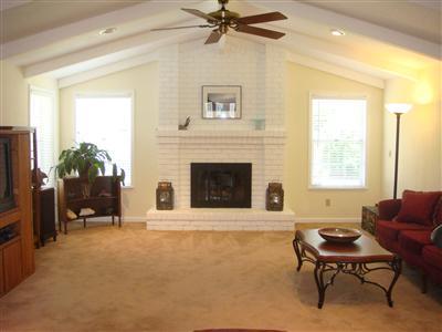 1860 Hammond Dr, Turlock, CA 95382 photo 2