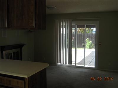 1313 W 4th St, Ripon, CA 95366 photo 3