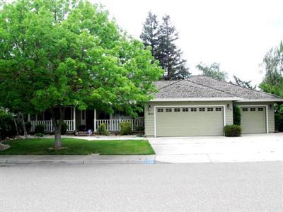 1825 Paddock Ln, Turlock, CA 95382 photo 1