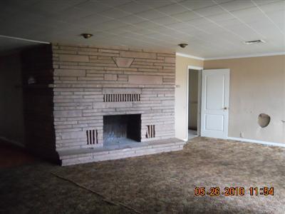 1409 Ida St, Dos Palos, CA 93620 photo 2