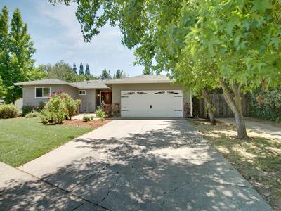 6300 Rampart Dr, Carmichael, CA 95608 photo 1