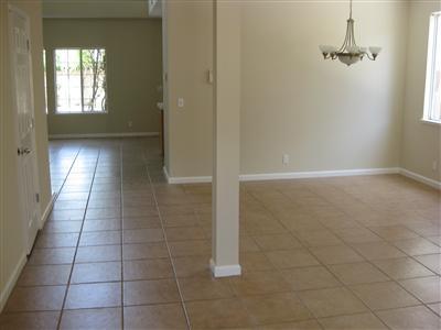 975 Henderson Way, Tracy, CA 95376 photo 3