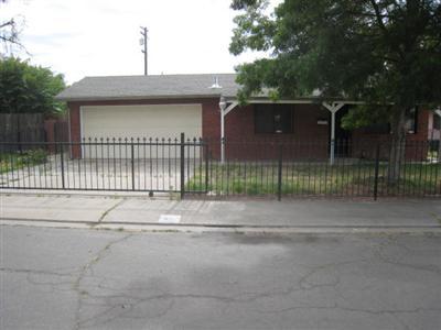 821 Middlecoff Ave, Modesto, CA 95351 photo 1