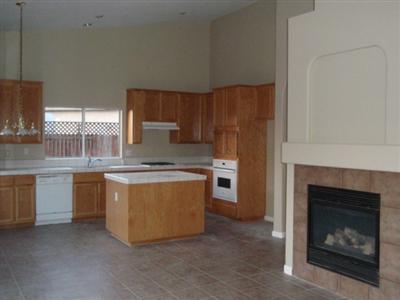 4129 Hidden Meadow Ct, Modesto, CA 95356 photo 2