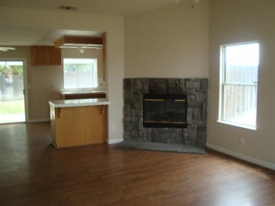 1962 Willert Dr, Turlock, CA 95380 photo 2